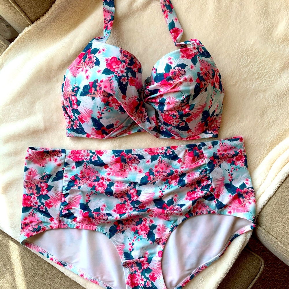 Bikini size 14